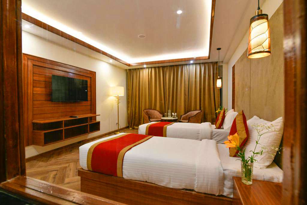 super deluxe rooms in leh